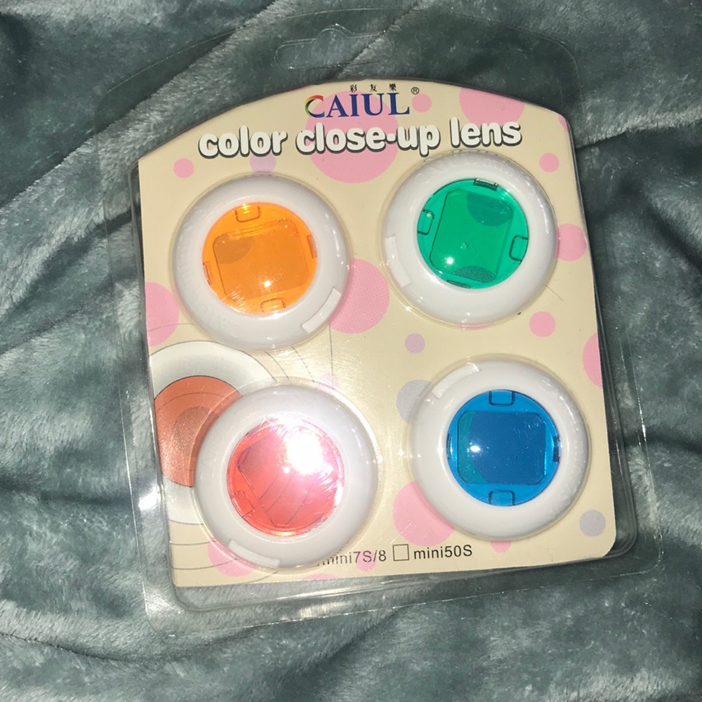 Color Close-Up Polaroid Lens